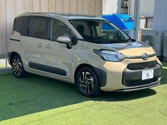Toyota Sienta 2023
